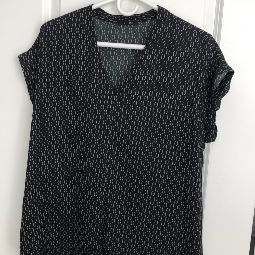 Black and white top